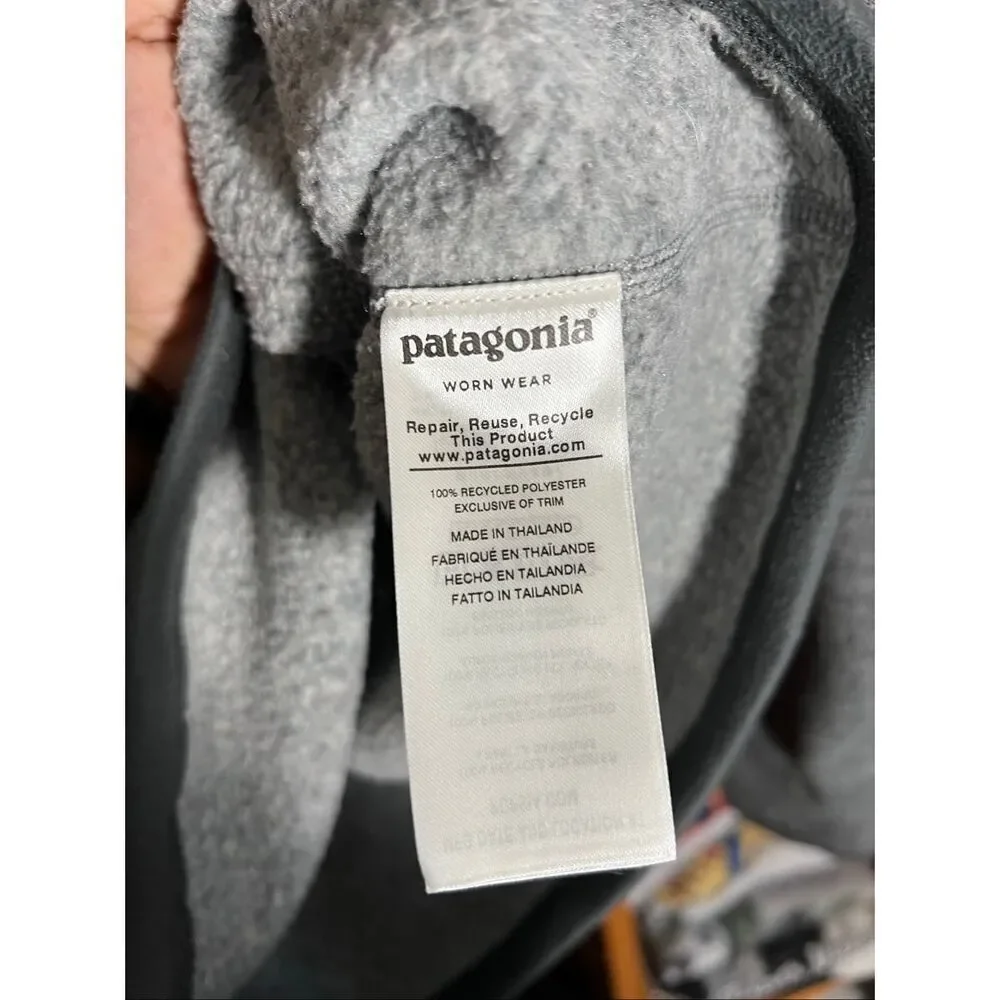 Patagonia Men’s Gray Quarter Zip 1/4 Better Sweater
